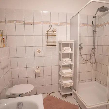 Familienwohnung Am Sonnenberg Chemnitz Exterior foto